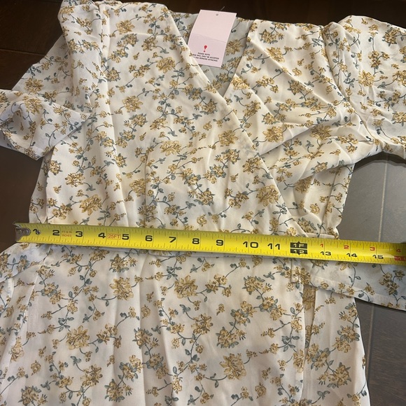 🤍BRAND NEW🤍 PKC Collection Wrap Dress - Picture 8 of 9